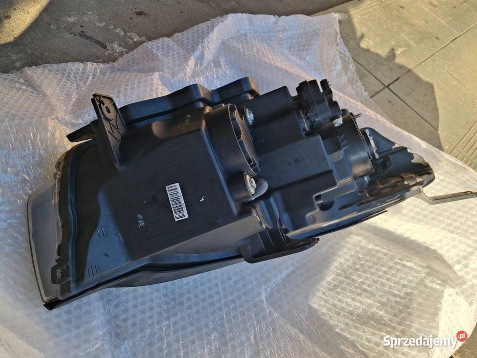 Lampa lewa przód Ssangyong Korando III Lift Rok produkcji 2015 podkarpackie Stalowa Wola sprzedam