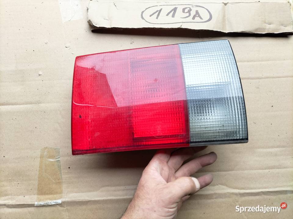 AUDI 80 B4 SEDAN LAMPA TYŁ TYLNA LEWA Kamień-Kolonia