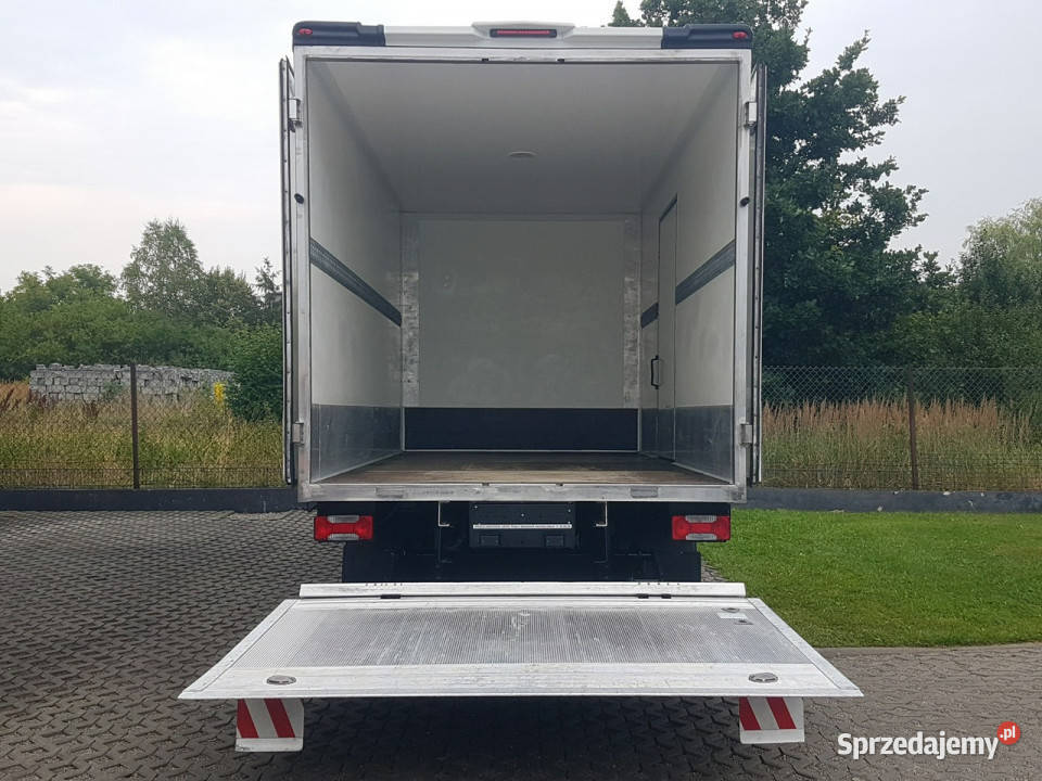 Iveco Daily 70C18 V H WINDA 8EP KONTENER diesel Poręba sprzedam