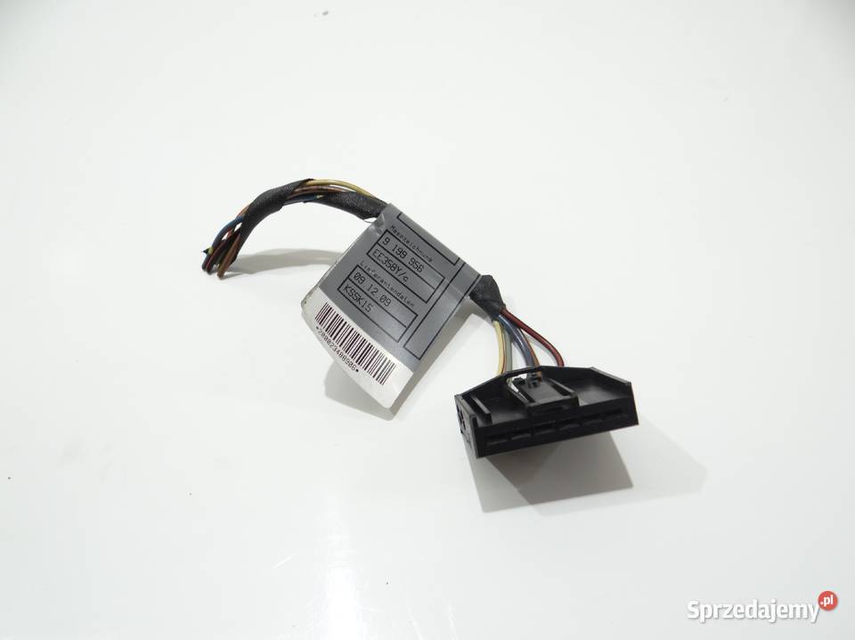 KOSTKA LAMPY TYŁ W BŁOTNIK BMW E61 LCI 4570598 osobowe Strzyżewice