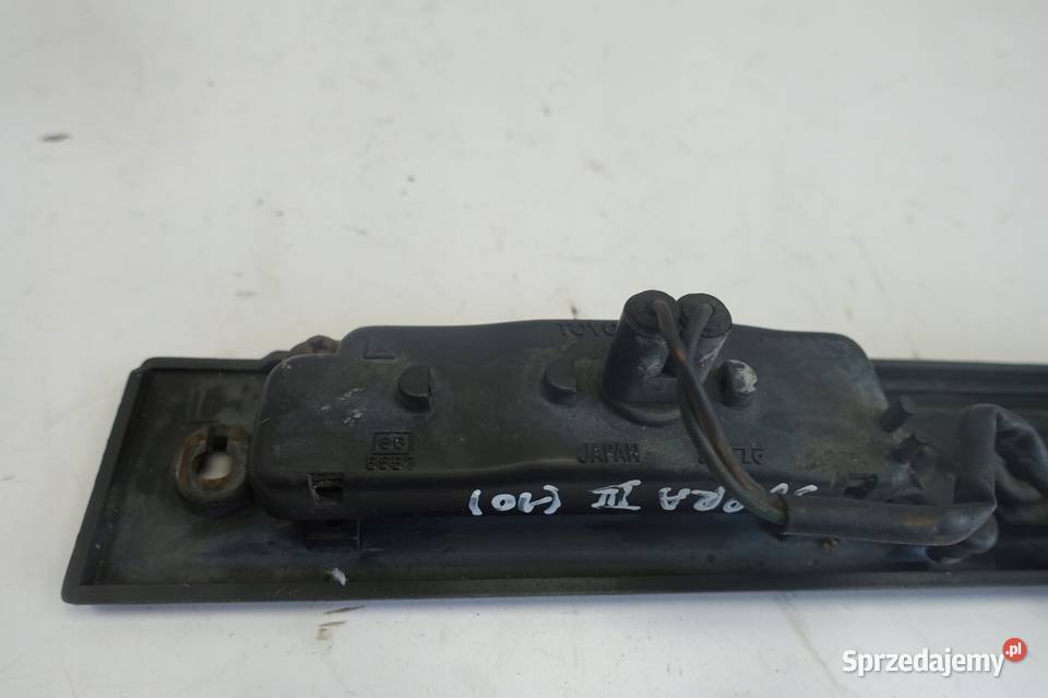 Toyota Supra III LISTWA TYLNEJ KLAPY tył Rudka