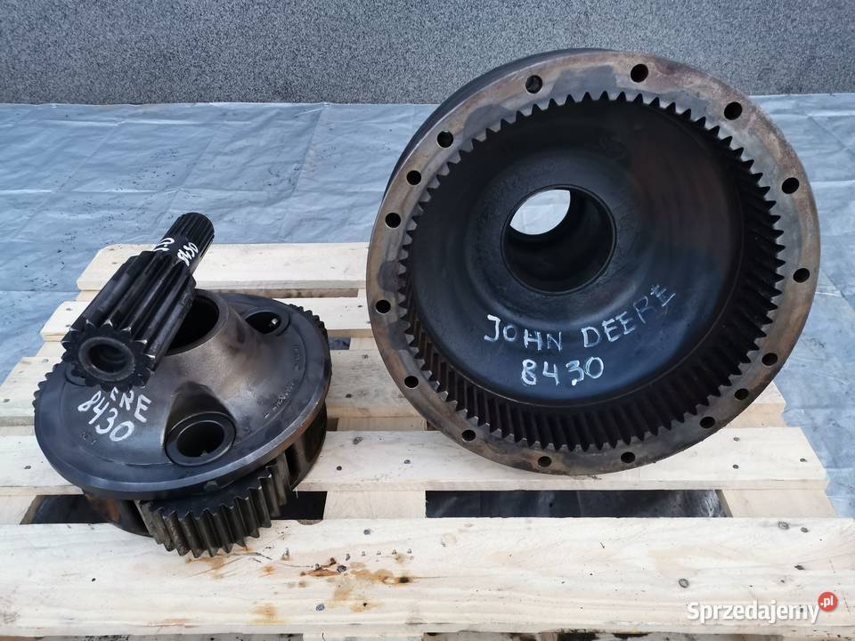 John Deere seria 8000 obudowa piasty tył Wilkowo