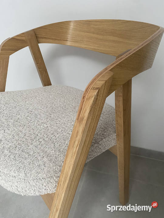 Presto krzesła o nowoczesnym kształcie w Wieluń sprzedam