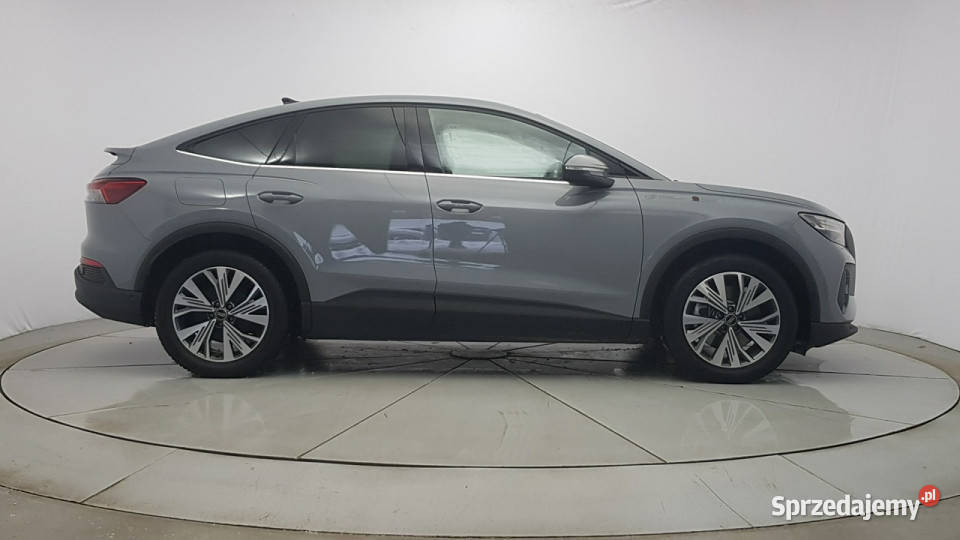 Audi Q4 etron 40 77kWh Z Polskiego Salonu Warszawa