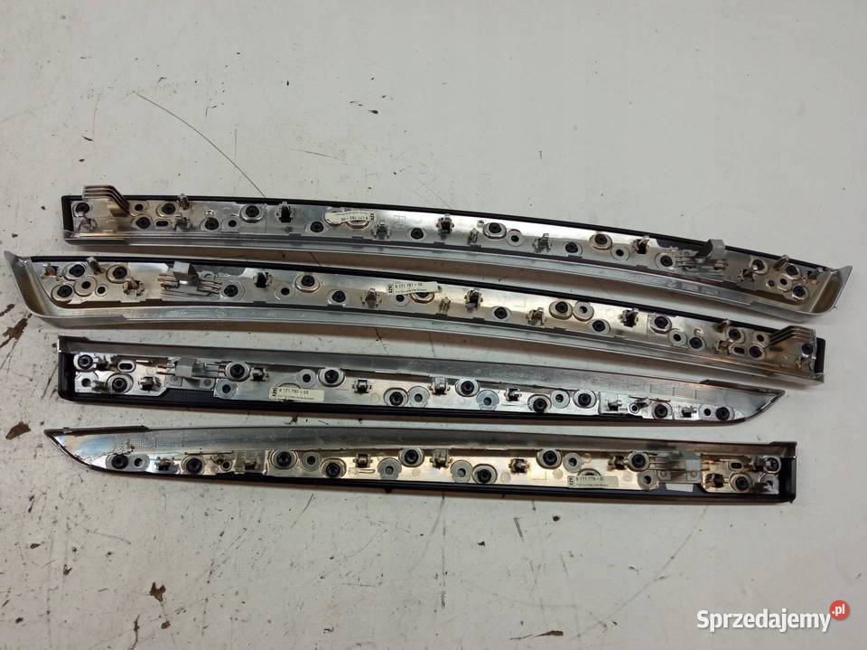 DEKOR LISTWA OZDOBNA BOCZKÓW LEWY PRAWY PRZÓD Wyposażenie wnętrza