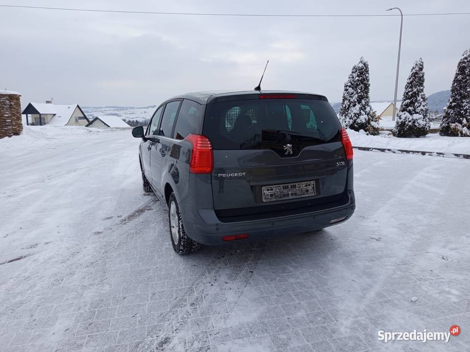 Samochód osobowy Peugeot 5008 Rok produkcji 2010 Chełmiec
