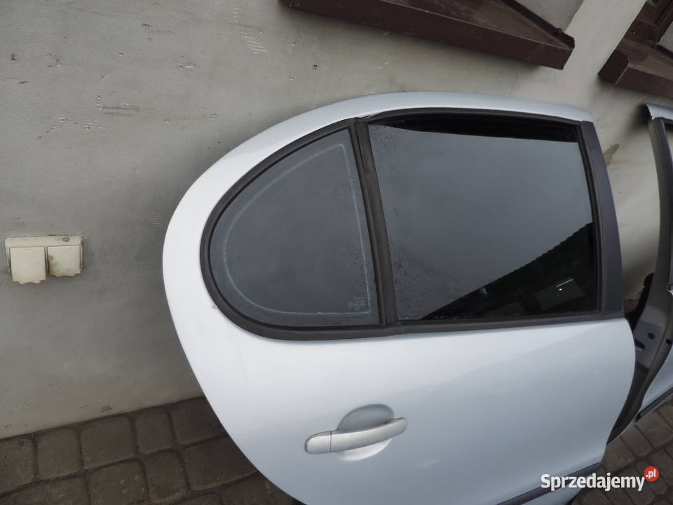 SEAT TOLEDO II LEON I DRZWI PRAWY TYŁ LB7Z osobowe małopolskie