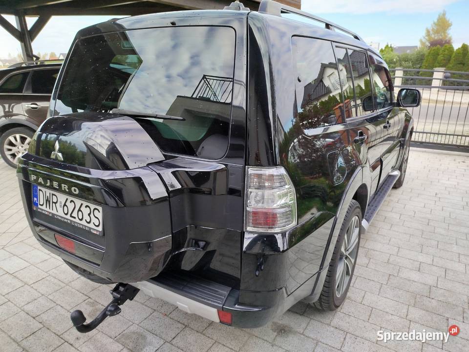 Mitsubishi Pajerojasne skóryFaktura VAT automatyczna Wrocław