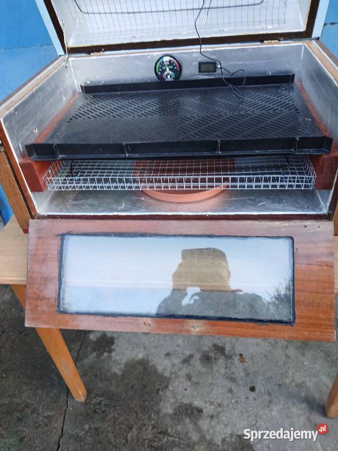 Inkubator do wylęgu jaj Koprzywnica