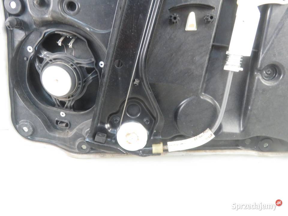 PODNOŚNIK SZYBY LEWY PRZEDNI MERCEDES CLA X117 Wyposażenie wnętrza