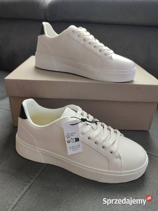 Nowe buty w kolorze białym Milicz