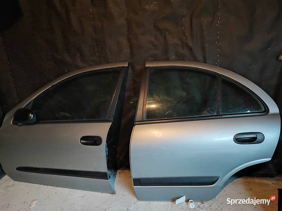 Drzwi do Nissana Almera n16 sedan srebrne Sośnie sprzedam