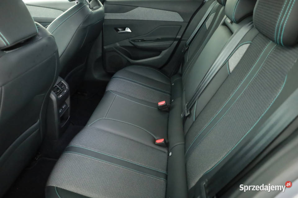 Peugeot 308 12 PureTech Rok produkcji 2022 308 sprzedam