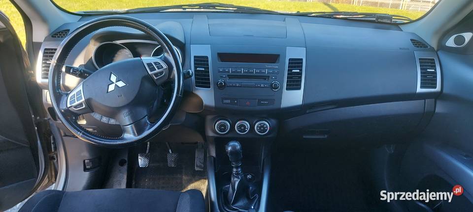 Mitsubishi Outlander 20 DID 140 7 osób Intense ogranicznik prędkości Gdańsk