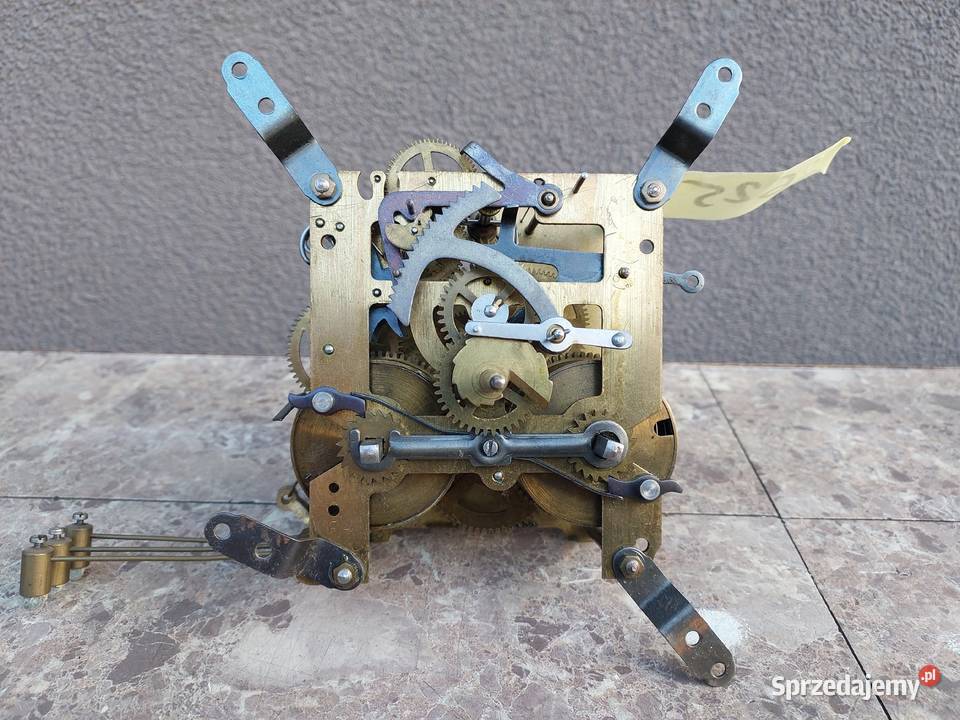 625 Mechanizm starego zegara bufetowego Tczew