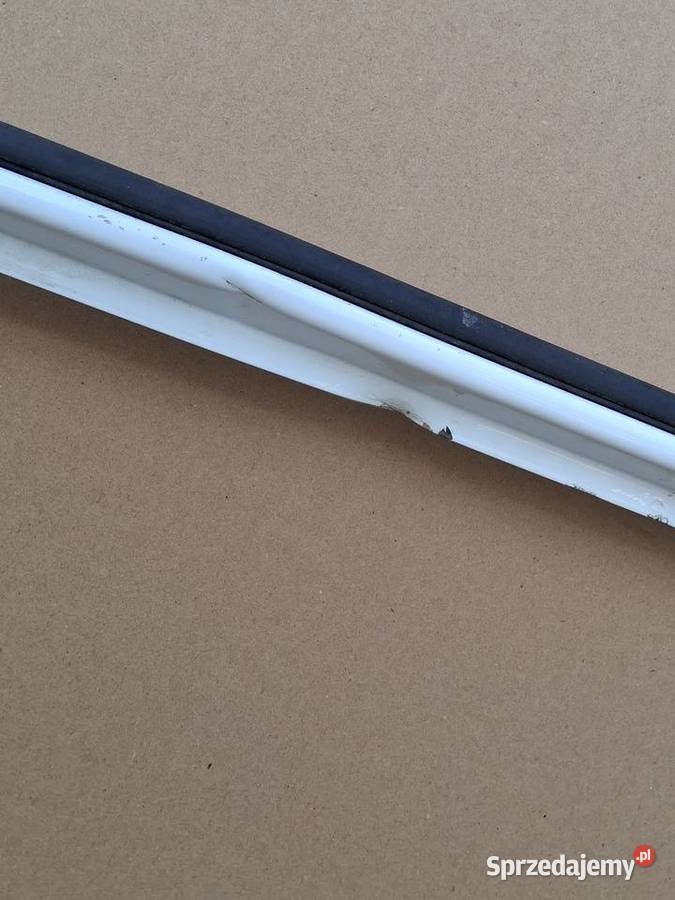 SKODA YETI DRZWI PRAWY TYŁ PRAWE TYLNE 5L0833312 Bieleń sprzedam