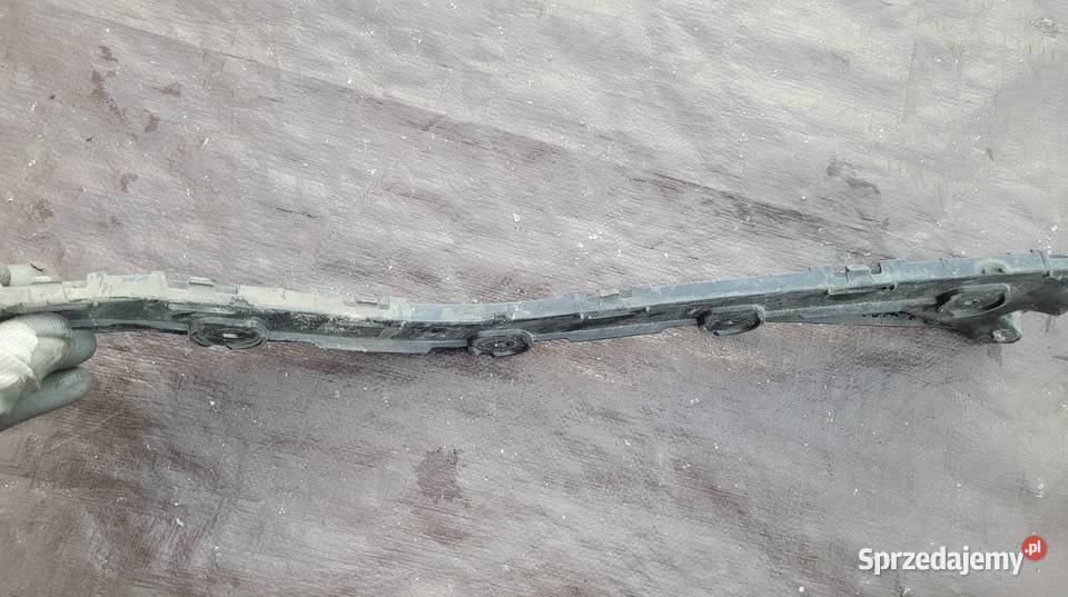 ŚLIZG MOCOWANIE ZDERZAKA PRAWY TYŁ SKODA RAPID osobowe śląskie Ruda Śląska