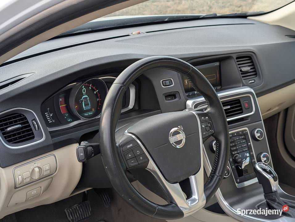 Volvo S60 25 T5 AWD Premier Ostrów Wielkopolski
