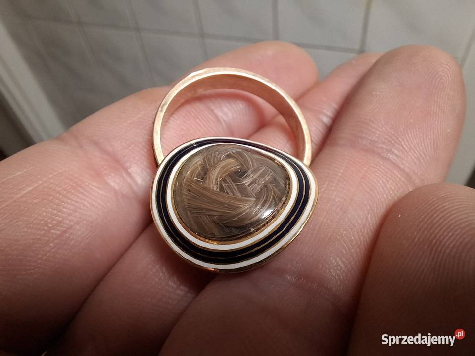 Złoto 8 i 9 karatów Broszka i obrączka 58 gram Świdnica