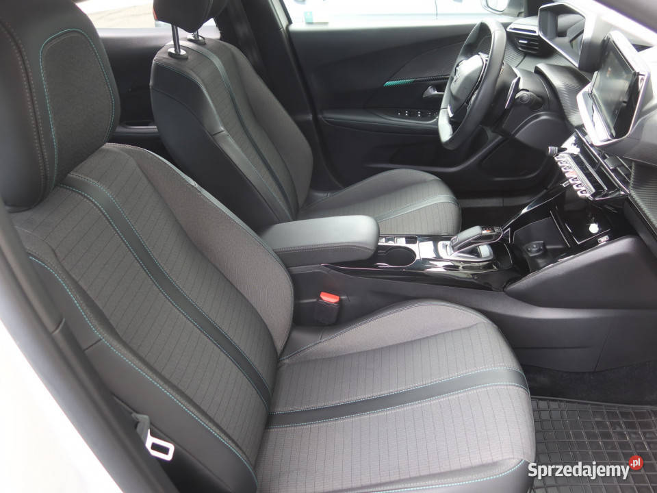 Peugeot 2008 12 PureTech śląskie