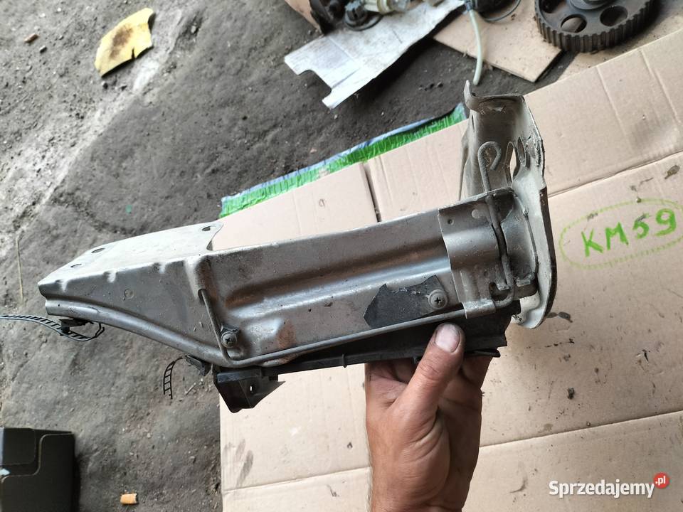 AUDI 80 B3 PAS PRZEDNI OKULAR PRAWY osobowe Kamień-Kolonia