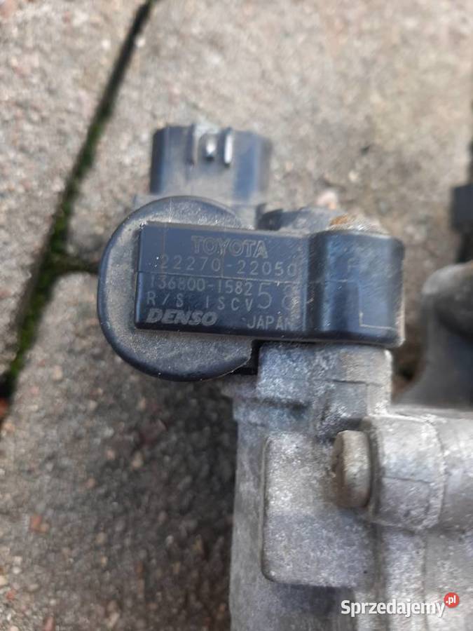 PRZEPUSTNICA TOYOTA COROLLA E12 2227022050 14 pomorskie Kielno