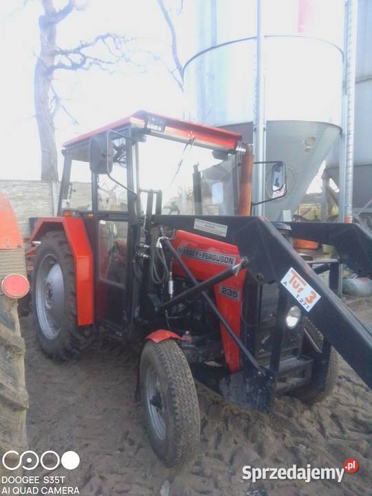 Massey Ferguson 235 Chwalim