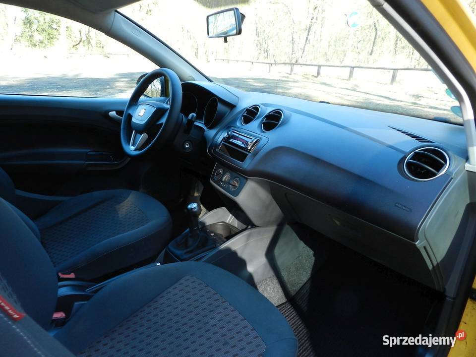 SEAT Ibiza IV 14 benzyna Klimatyzacja bluetooth Puszczykowo sprzedam