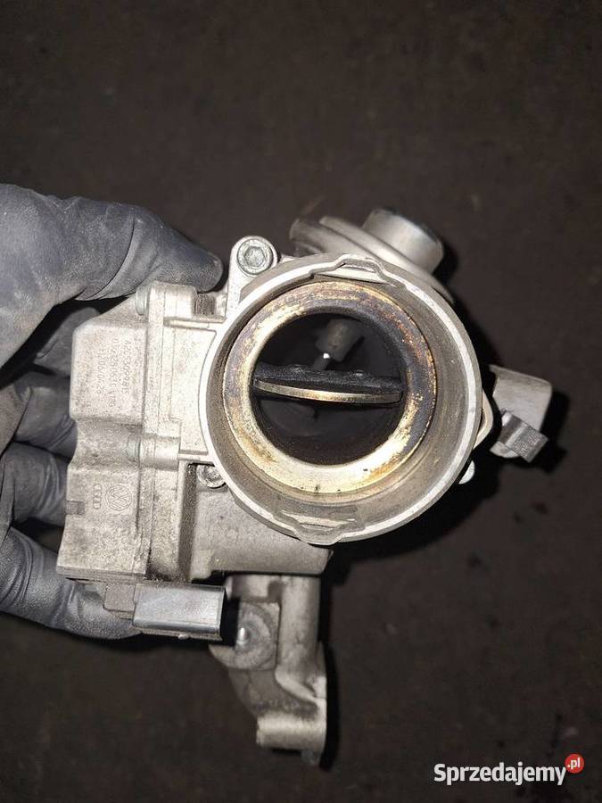 Kolektor ssący kpl PassatGolf 19 tdi BXE Gołdap sprzedam
