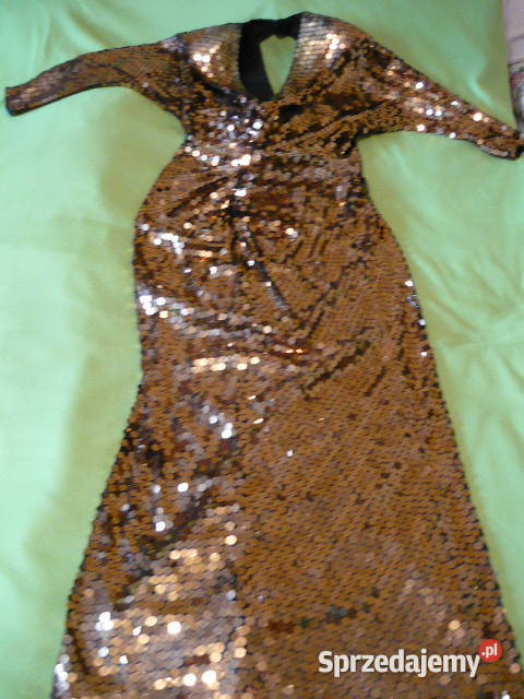 Suknia z cekinów Myszków