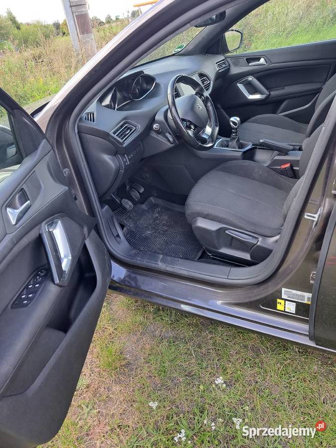 Peugeot 308 12 130 w 6biegów 2016r Rok produkcji 2016 Obłaczkowo sprzedam