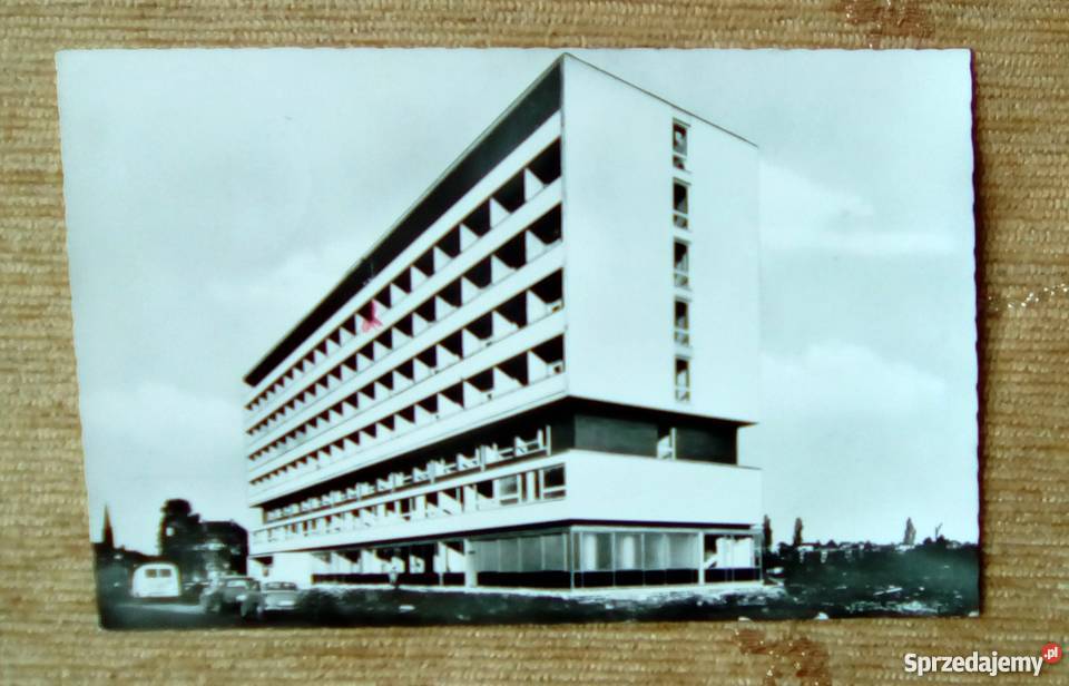 WIDOK NA BUDYNEK SANATORIUM W BAD NAUHEIM NA Pocztówki i karty telefoniczne Piszczac
