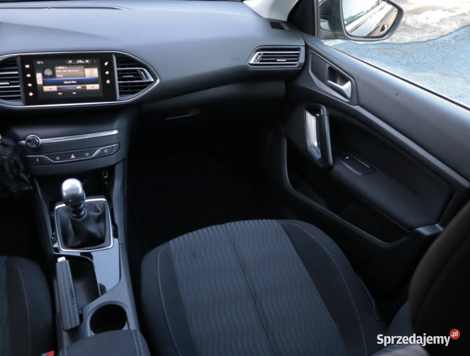 Peugeot 308 16 BlueHDi światła przeciwmgielne Lublin