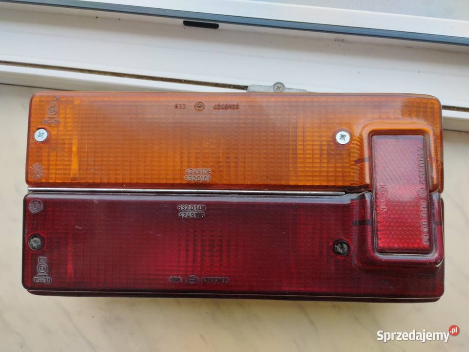 FIAT 125p Lampa tył nowy typ strona prawa Kluczbork sprzedam