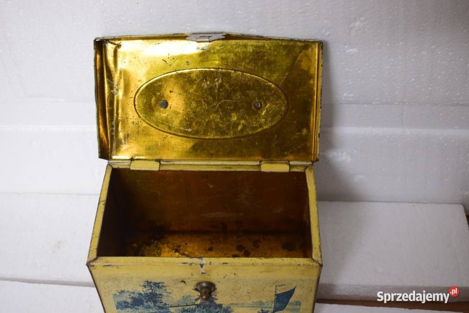 Stary metalowy kuferek Chełmno