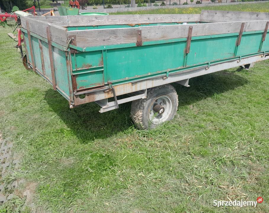 Przyczepa rolnicza nieuszkodzony Gnojnik