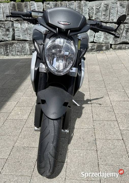 MV AGUSTA 800 BRUTALE łańcuch Jastków
