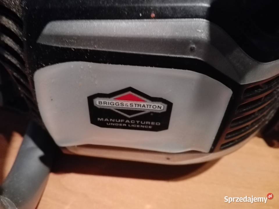 Piła spalinowa Nowa