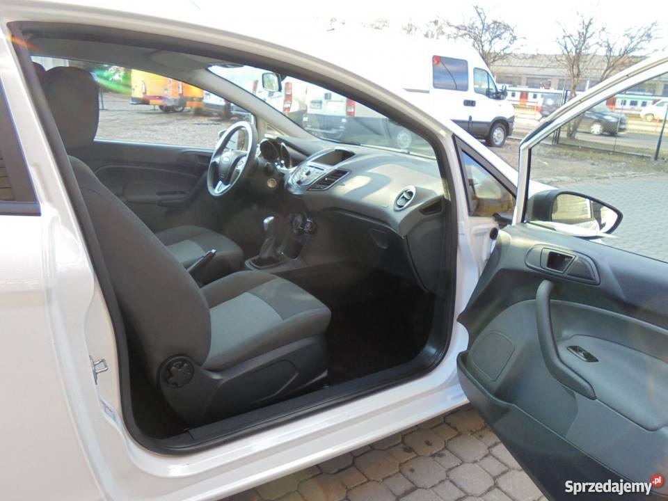 Ford Fiesta bialy Białystok