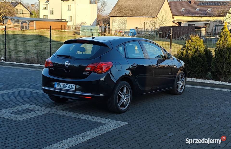 Opel Astra Lift 14 benzyna turbo Wola