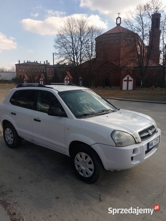 Hyundai Tucson I 20 BenzynaLPG 141 Hak OC 2027 elektryczne szyby łódzkie Zgierz