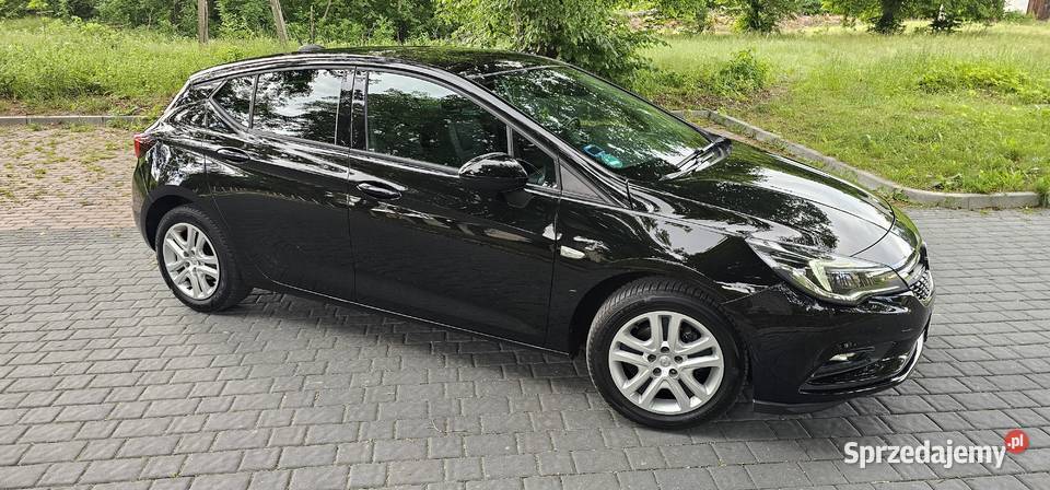 Opel Astra K 2017r 14 Turbo benzyna Samochody osobowe Krasnobród
