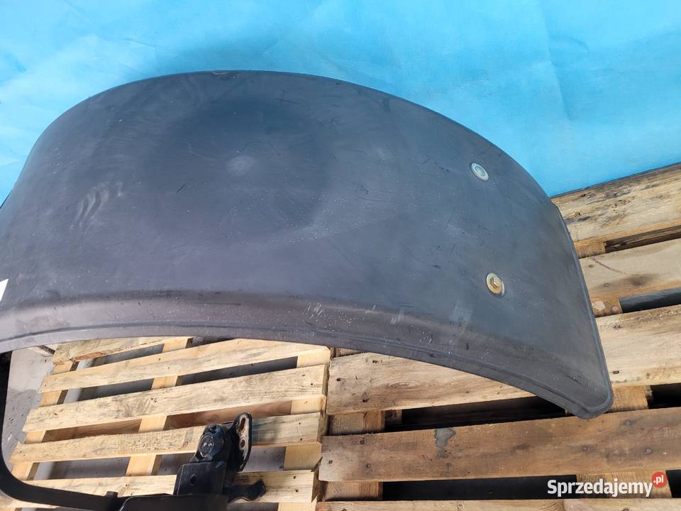 CASE IH PUMA 145 12r BŁOTNIK UCHWYT PRAWY Kolno