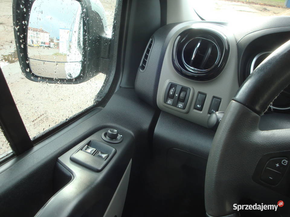 Renault Trafic ENERGY dCi 125 9 Osobowy 4/5