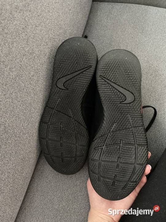 Chłopięce buty sportowe Nike Wieluń sprzedam