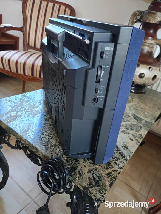 Radiomagnetofonem CD Boombox UNIVERSUM QUELLE Drawski Młyn