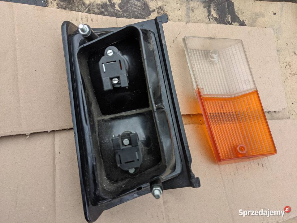 Fiat 125p kierunek pozycja lampa obrysowa lewa podkarpackie Stalowa Wola sprzedam