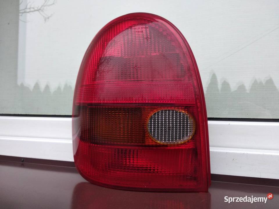 Opel Corsa B 3D lampa tył tylna lewa wkład łódzkie