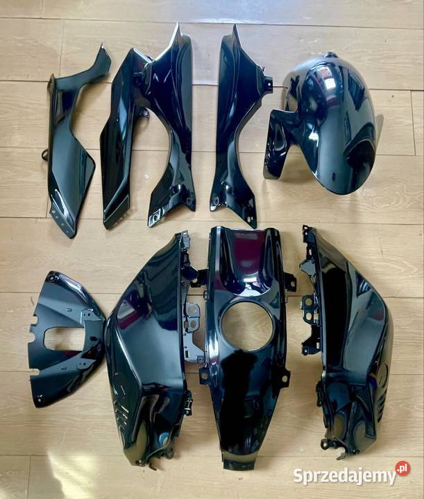 Owiewki plastiki do Yamaha R7 2023