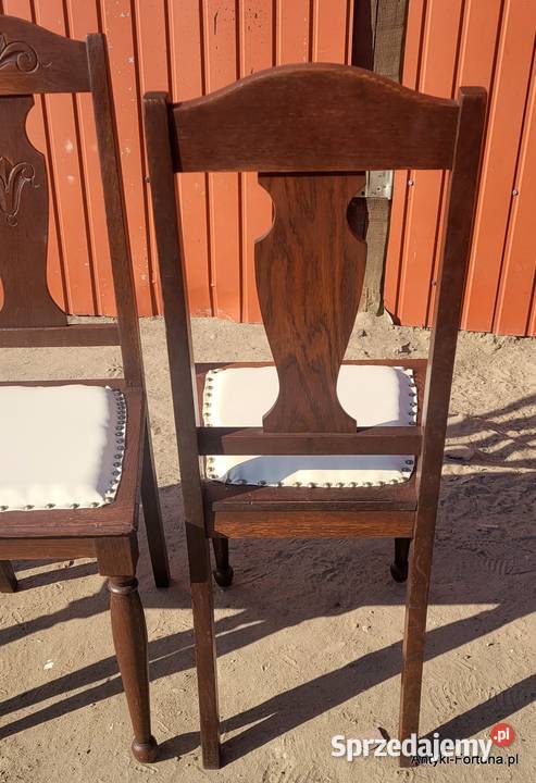 Stare krzesła 17 pomorskie